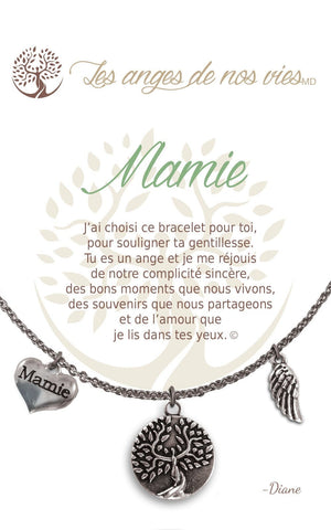 Open image in slideshow, Mamie: Charm Necklace
